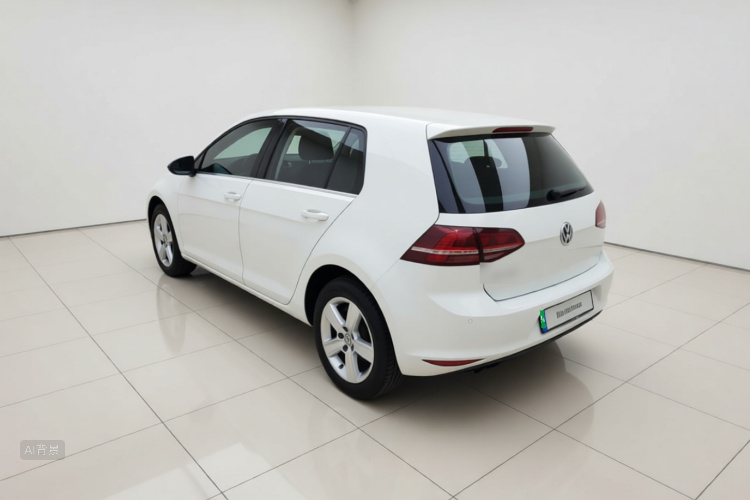 Volkswagen Golf 2017 car image #5