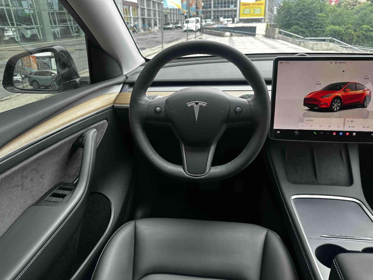 Tesla Model Y 2022 #6 Tesla Model Y 2022 immagine di auto #6