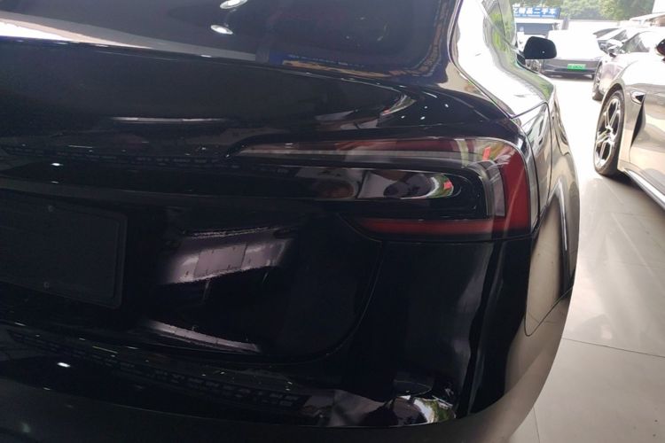 Tesla Model 3 2023 car image #8