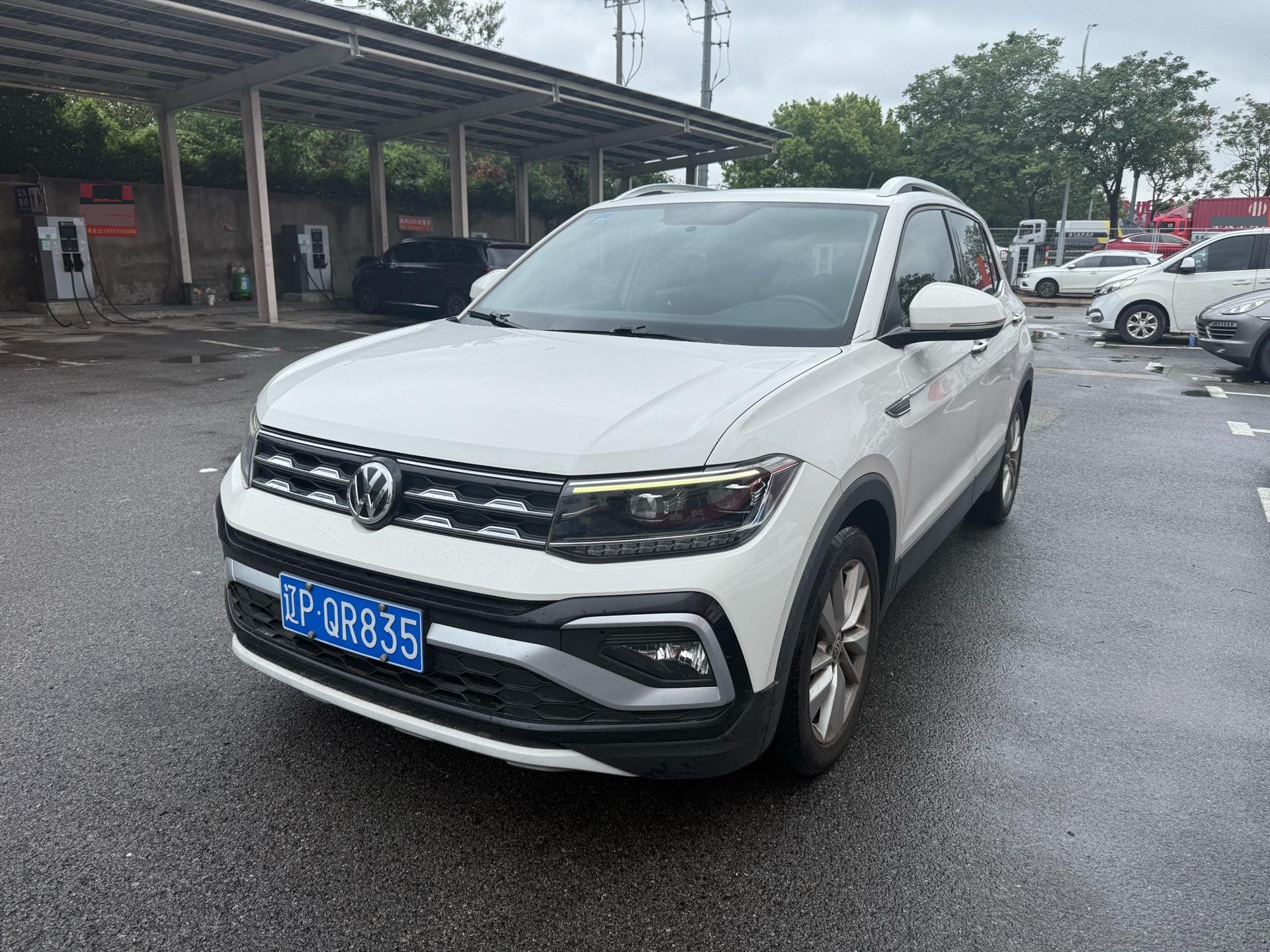 Volkswagen T-Cross 2020 car image 