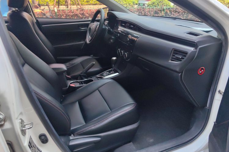 Toyota Corolla 2015 car image #21