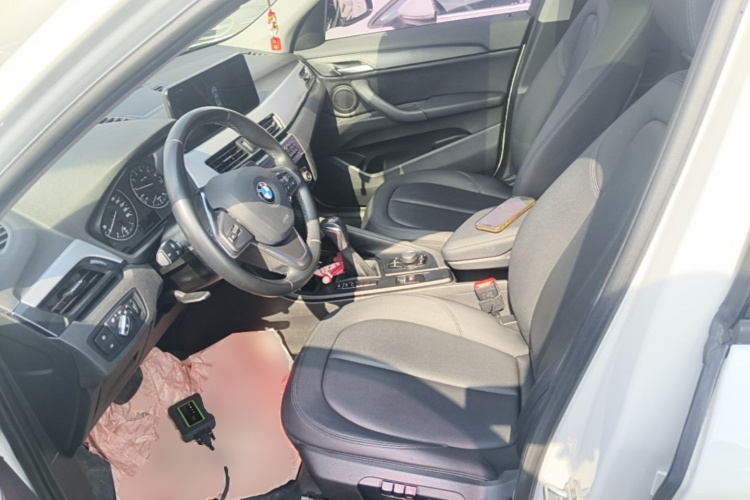 BMW X1 2017 #15 BMW X1 2017 صورة سيارة #15