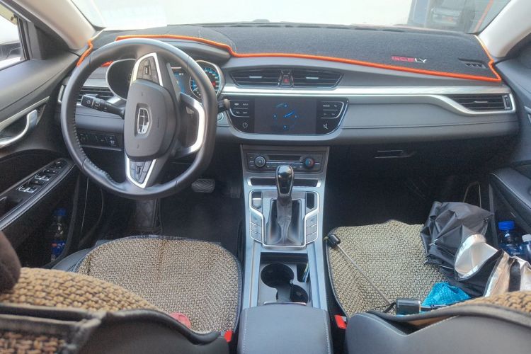 GEELY Emgrand 2019 imagen de coche #7