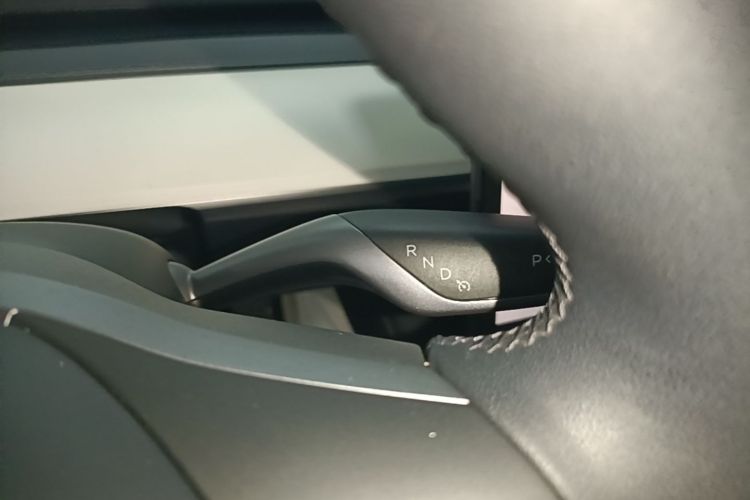 Tesla Model 3 2023 car image #14