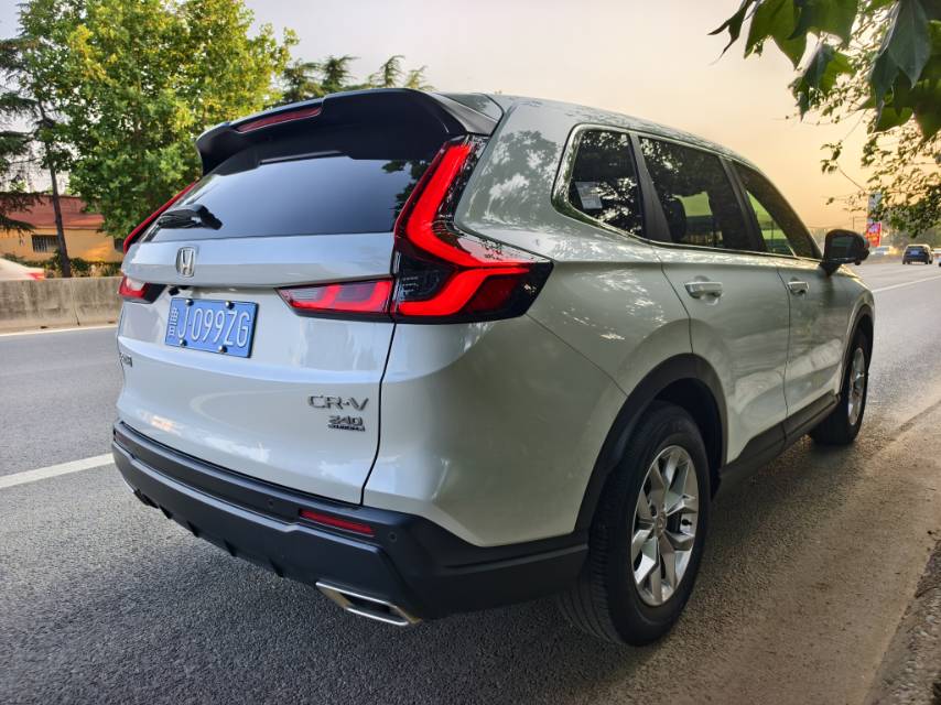 Honda CR-V 2024 car image #4