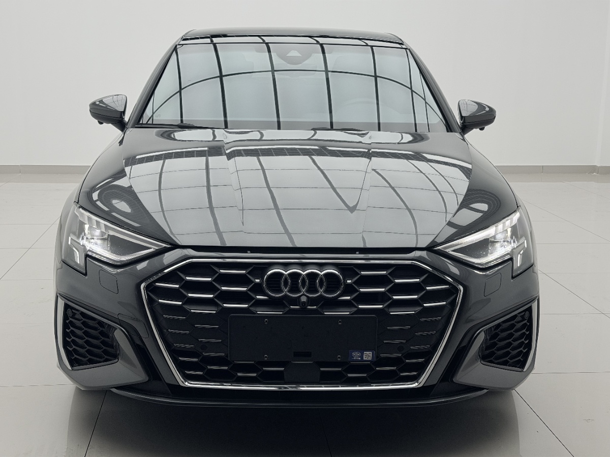 Audi A3 2023 car image #3