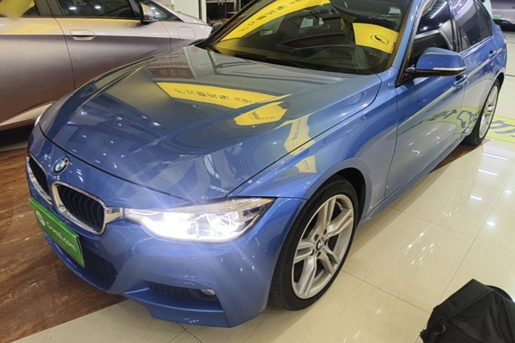 BMW 3 Series 2018 #2 BMW 3 Series 2018 car image #2