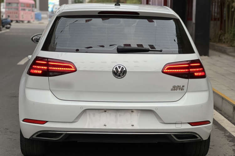 Volkswagen Golf 2020 #8 Volkswagen Golf 2020 car image #8