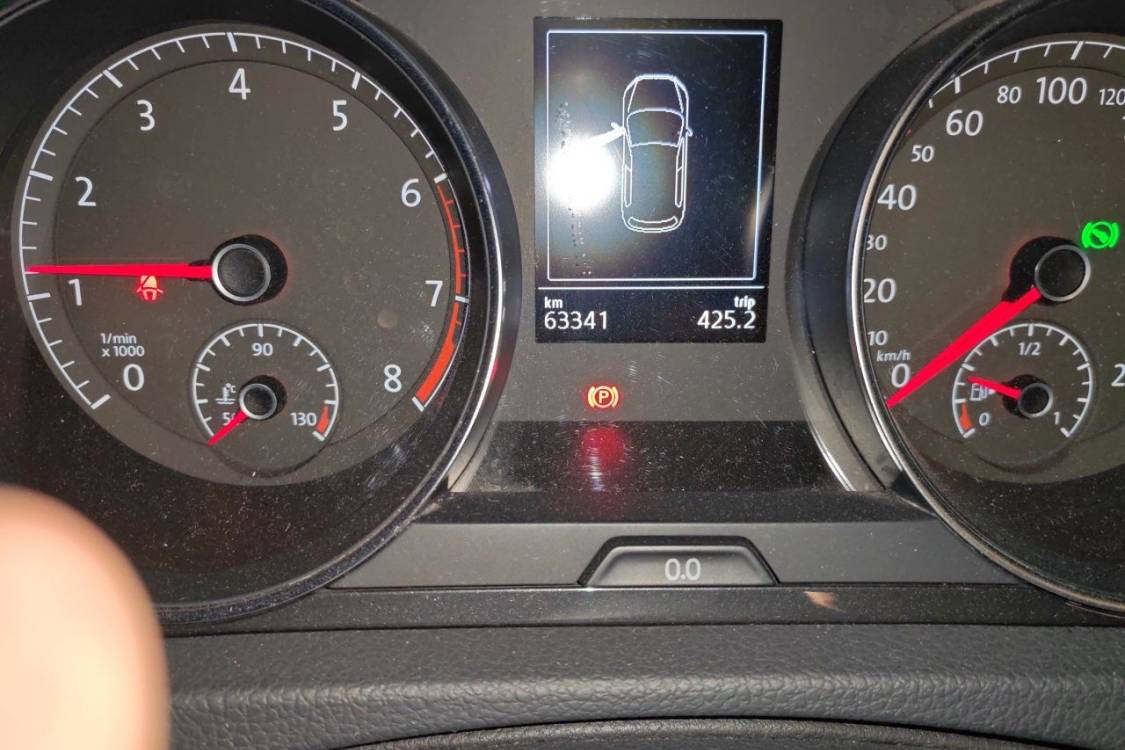 Volkswagen Golf 2020 car image #25