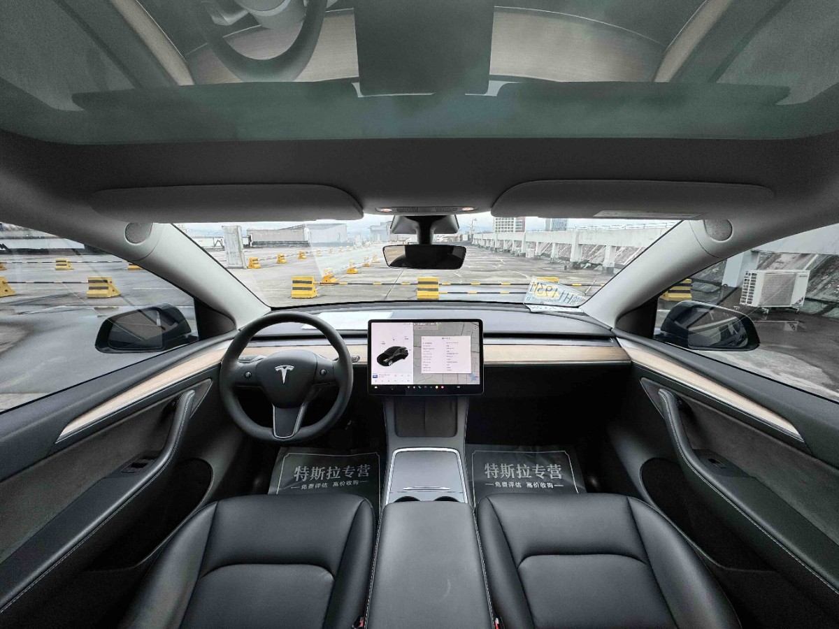Tesla Model Y 2021 #7 Tesla Model Y 2021 car image #7