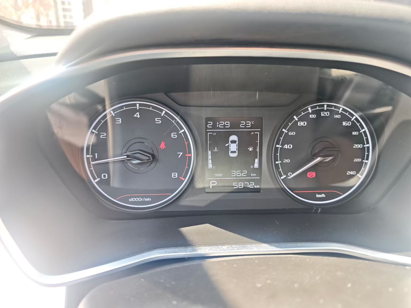 GEELY Coolray 2025 car image #7