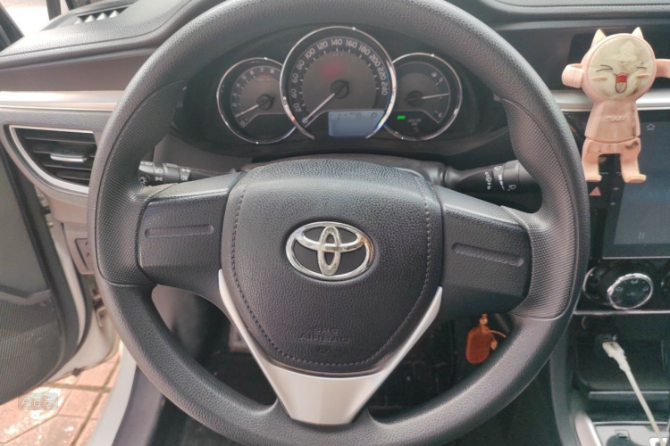 Toyota Corolla 2017 #12 Toyota Corolla 2017 car image #12