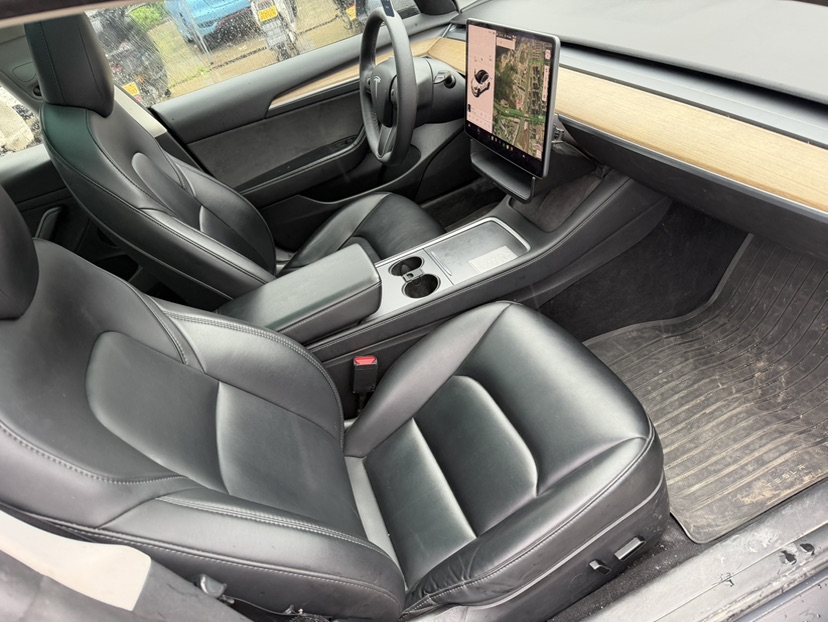 Tesla Model 3 2021 car image #8