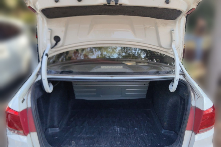 Volkswagen Santana 2015 car image #21