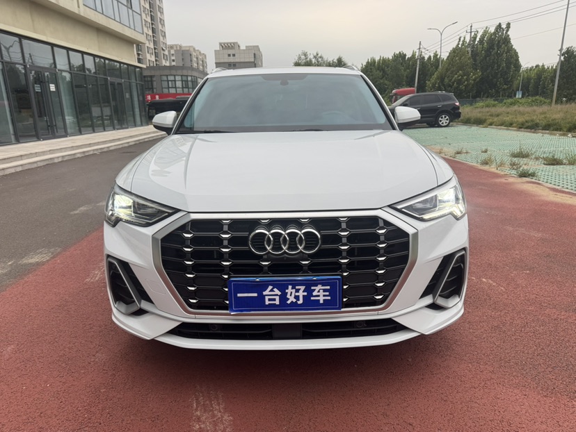 Audi Q3 2021 #2 Audi Q3 2021 car image #2