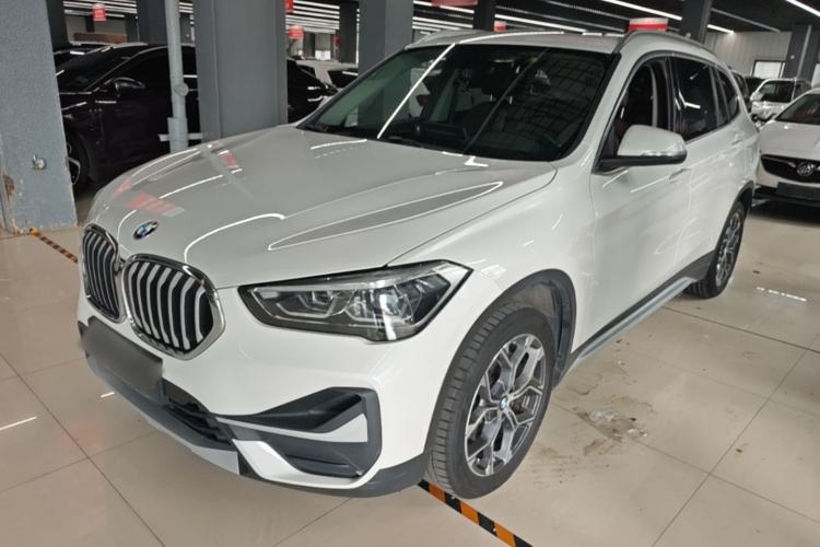 BMW X1 2020 car image #2