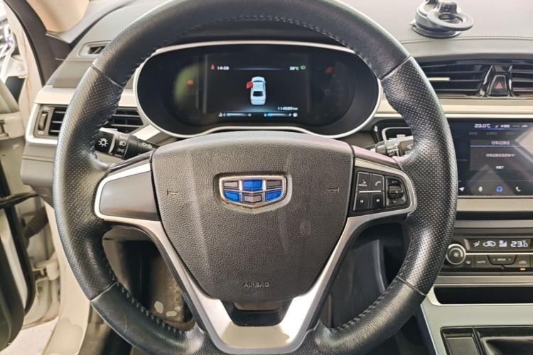 GEELY Emgrand 2019 #11 GEELY Emgrand 2019 car image #11