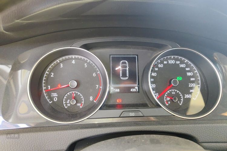 Volkswagen Golf 2019 #13 Volkswagen Golf 2019 car image #13