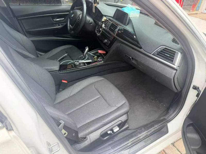 BMW 3 Series 2017 car image #5