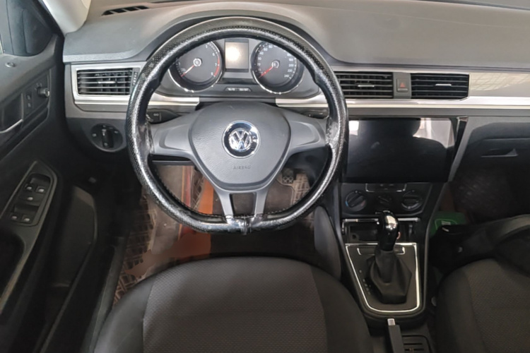 Volkswagen Bora 2019 car image #15
