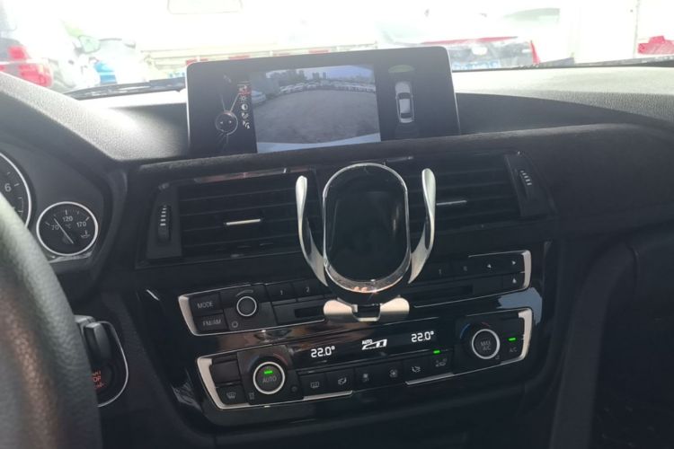 BMW 3 Series 2015 car image #13