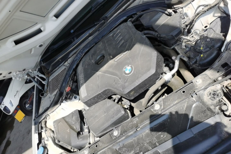 BMW 3 Series 2024 #22 BMW 3 Series 2024 car image #22