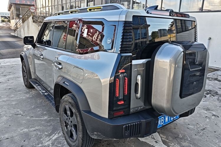 Jetour Traveller 2024 car image #5