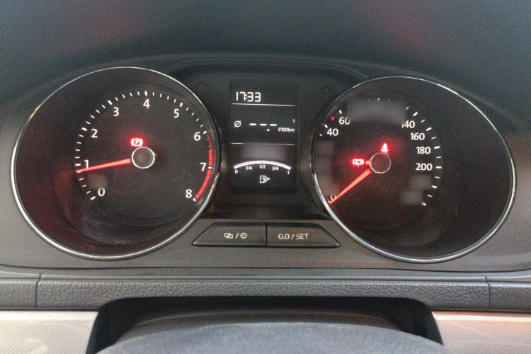 Volkswagen Lavida 2017 car image #16