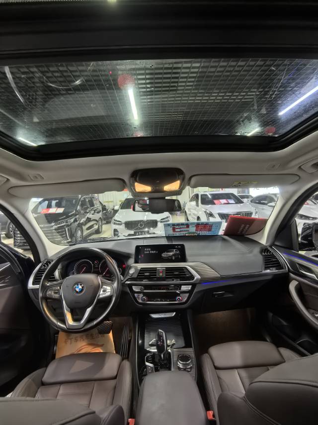BMW X3 2019 #4 BMW X3 2019 car image #4