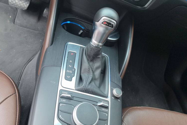 Audi A3 2016 car image #14