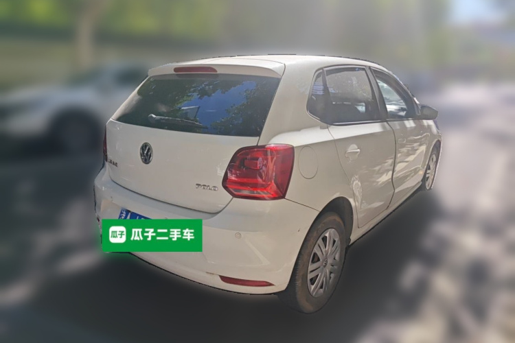 Volkswagen Polo 2014 car image #5