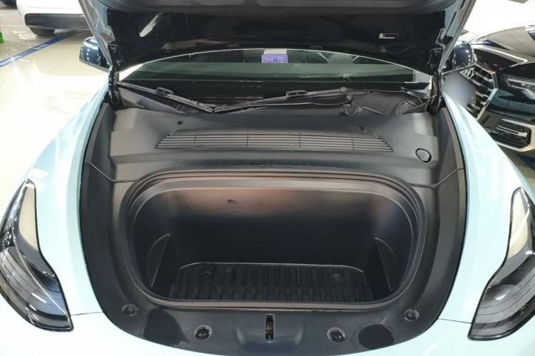 Tesla Model Y 2023 #22 Tesla Model Y 2023 immagine di auto #22