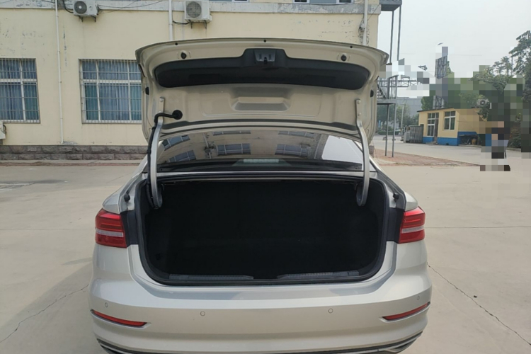 Volkswagen Lavida 2019 #19 Volkswagen Lavida 2019 car image #19