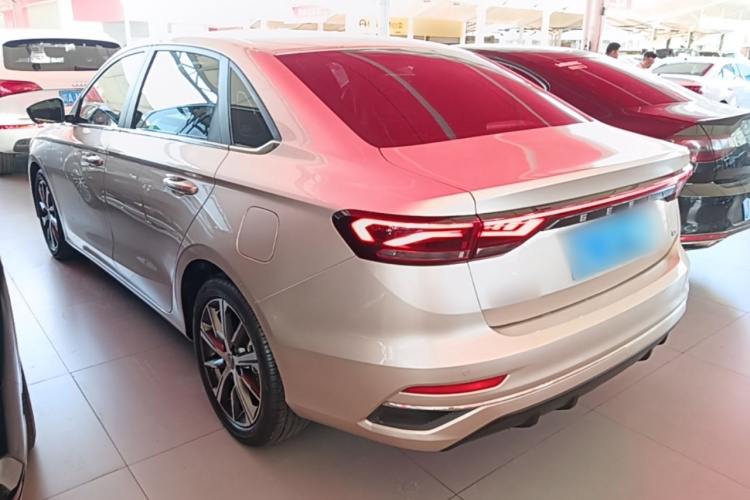 GEELY Emgrand 2022 #5 GEELY Emgrand 2022 car image #5