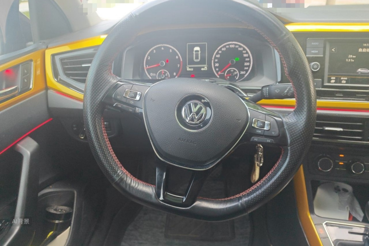 Volkswagen Polo 2019 car image #12