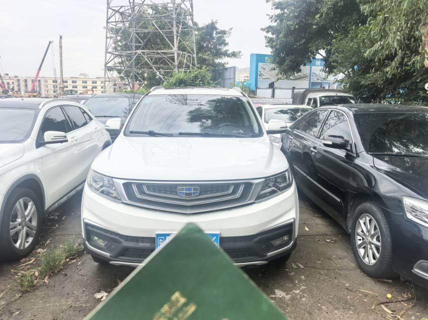 GEELY Vision X6 2019 car image #2