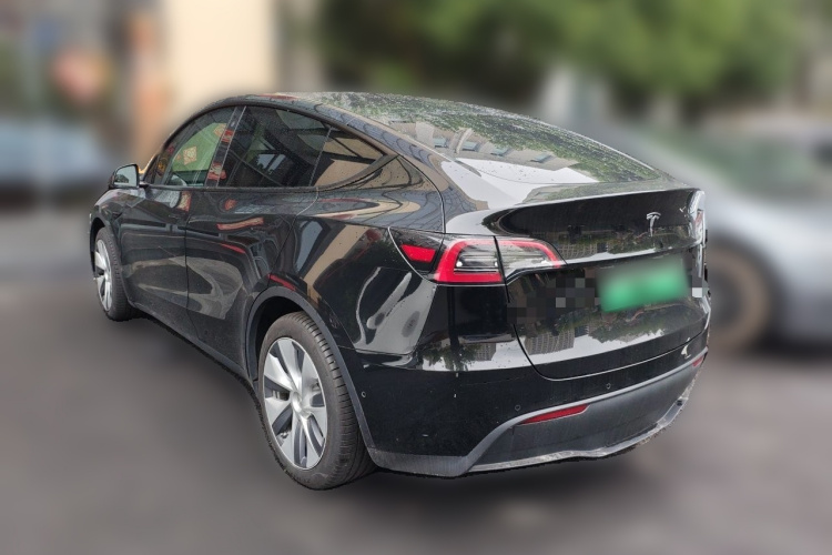 Tesla Model Y 2022 immagine di auto #5