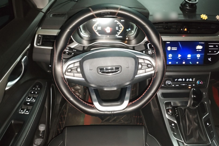 GEELY Emgrand 2020 #11 GEELY Emgrand 2020 car image #11