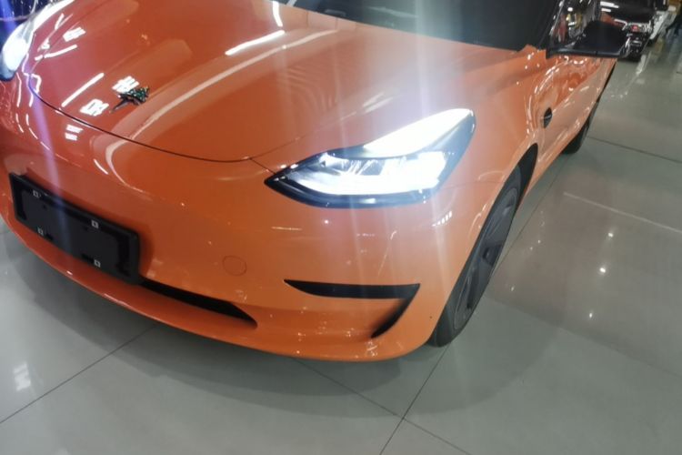 Tesla Model 3 2023 car image #23