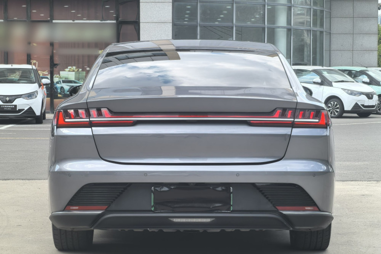 BYD Han 2021 car image #6