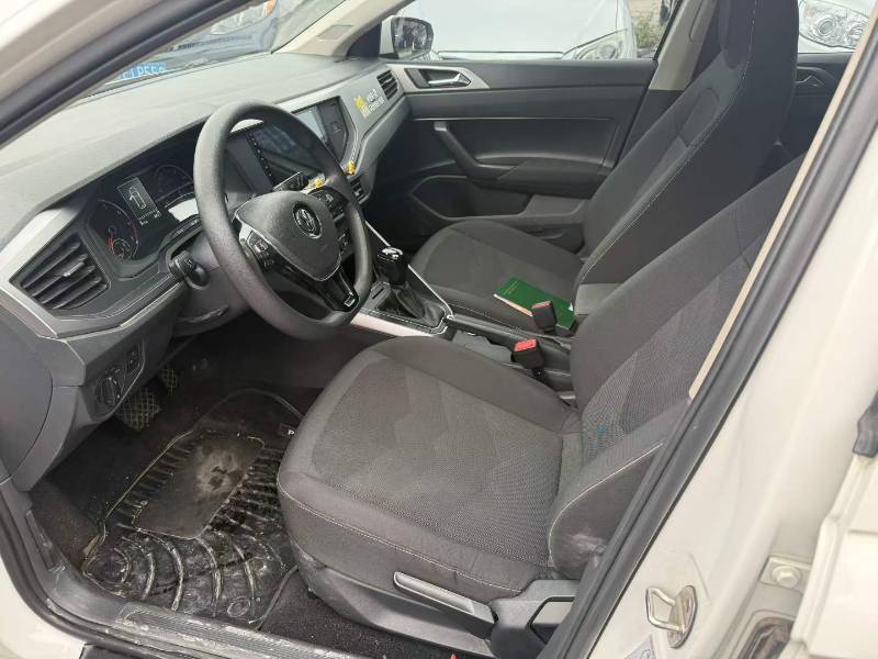 Volkswagen Polo 2019 car image #4