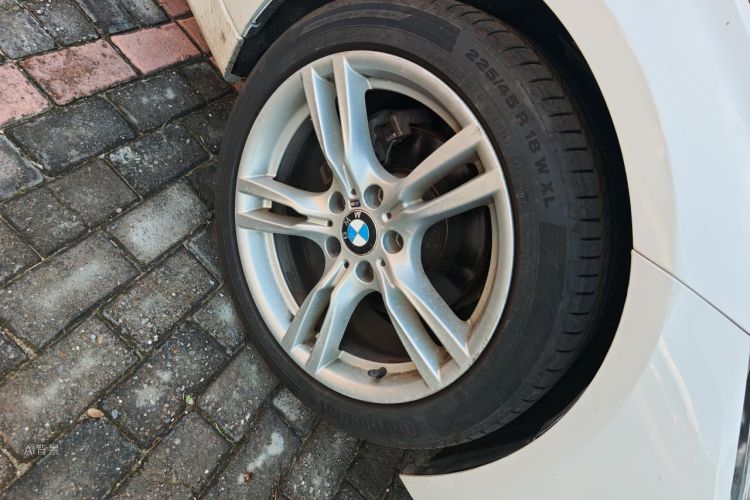 BMW 3 Series 2018 #9 BMW 3 Series 2018 imagen de coche #9