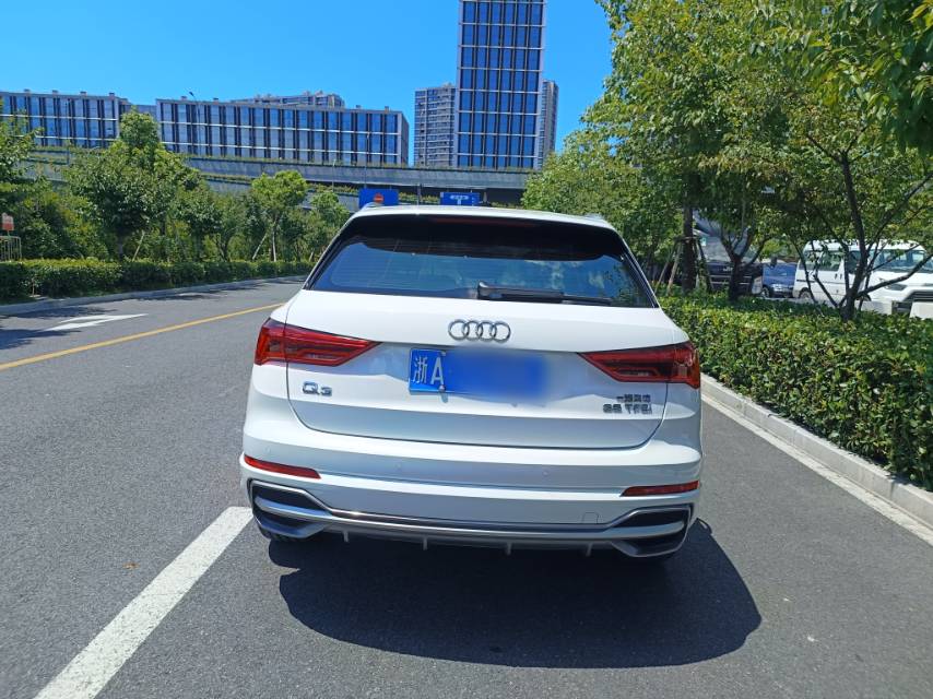 Audi Q3 2020 #3 Audi Q3 2020 car image #3