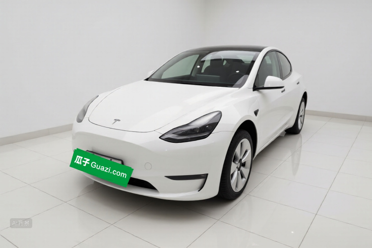 Tesla Model Y 2021 car image #2