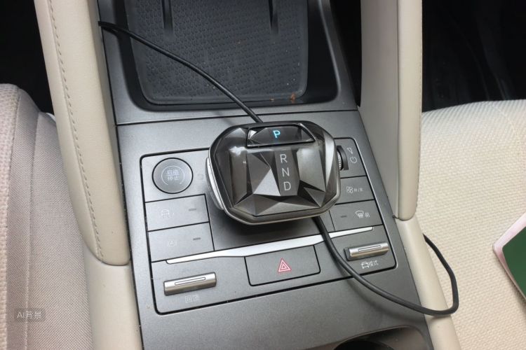 BYD YuanUP 2023 car image #16