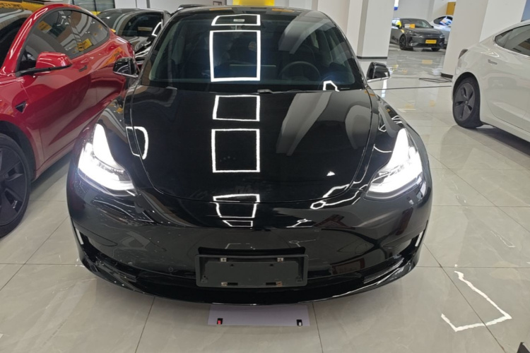 Tesla Model 3 2020 #3 Tesla Model 3 2020 صورة سيارة #3