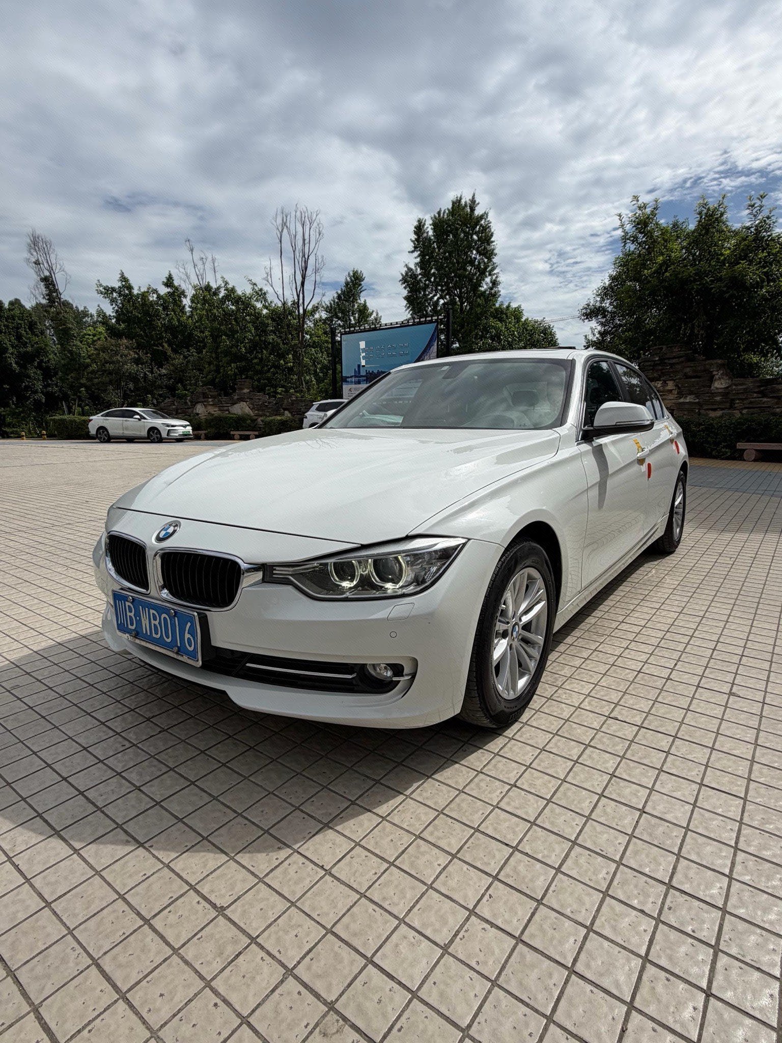 2013 2013 car image