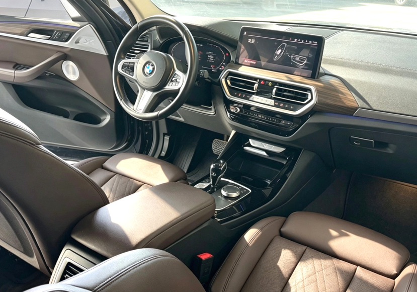 BMW X3 2021 car image #7