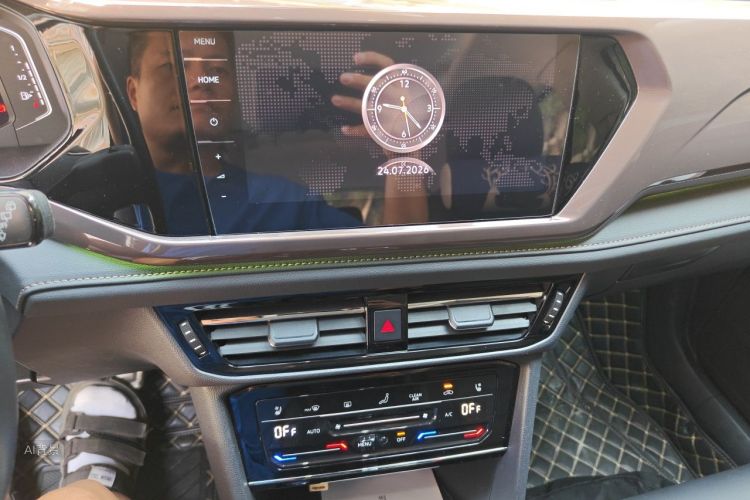Volkswagen Tharu 2022 car image #15