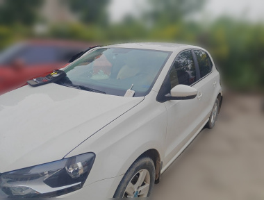 Volkswagen Polo 2016 Volkswagen Polo 2016 car image